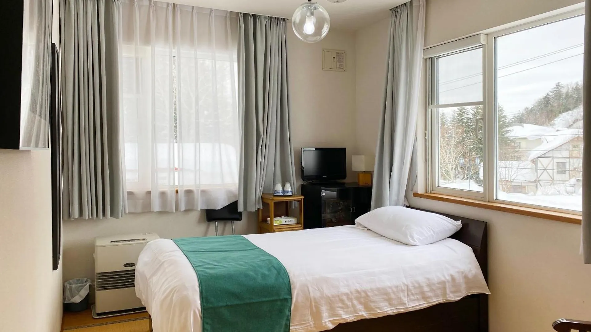 Shirokane Freeport Hotel - Vacation Stay 84726 Kamifurano Japan