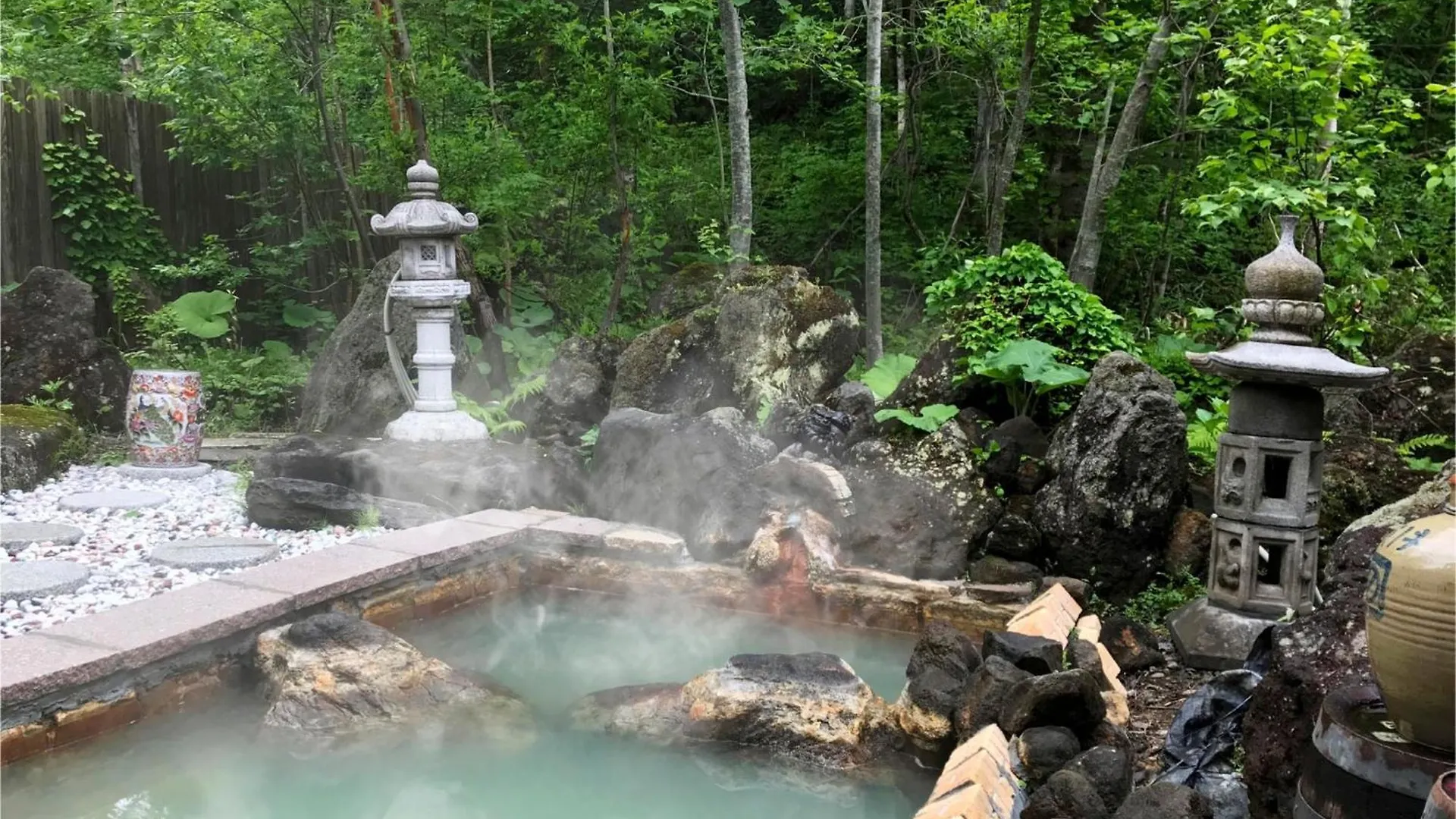 Shirokane Freeport Hotel - Vacation Stay 84726 Kamifurano
